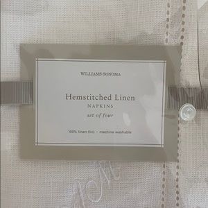 William Sonoma hemstitched linen set of 4